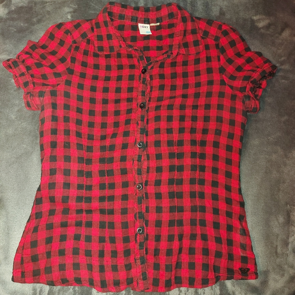 Roxy button up short sleeve, size m, fits small
